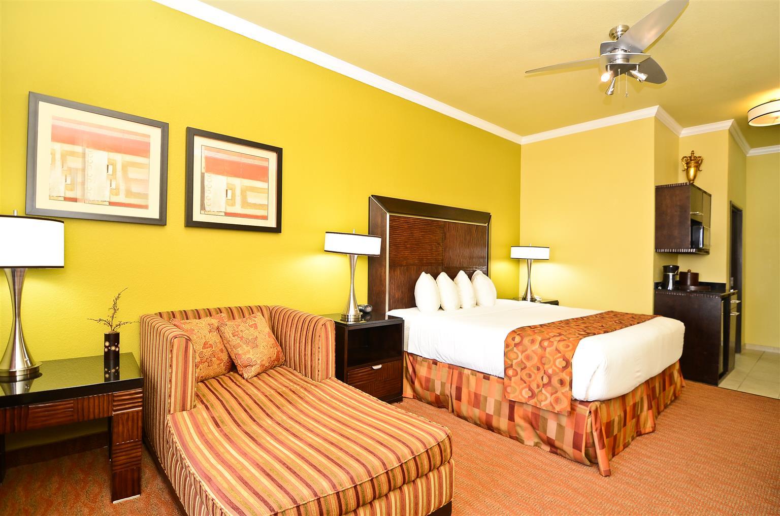 Best Western Plus Christopher Inn And Suites Forney Εξωτερικό φωτογραφία